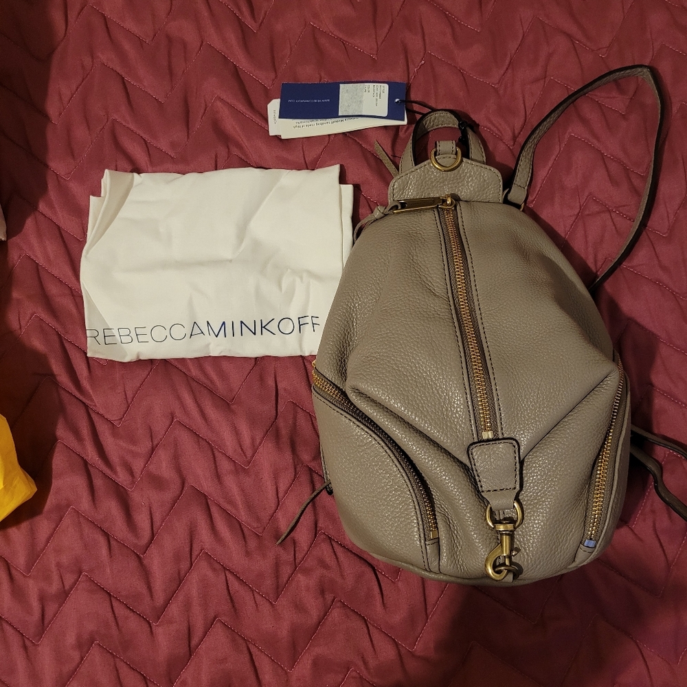 Backpack - Picture 2 of 3